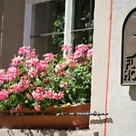 Otel Flair Zum Storchen Bad Windsheim